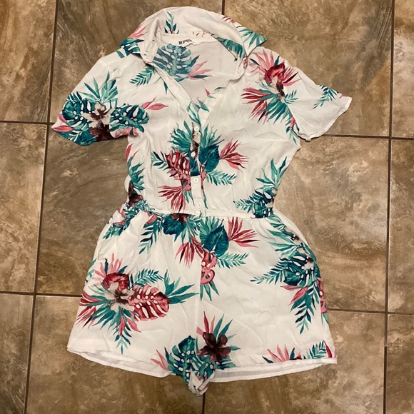 Lined romper size 8, BB Dakota EUC - Picture 1 of 5